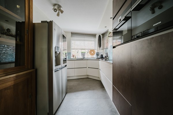 Medium property photo - Koningin Beatrixplein 25, 3201 CG Spijkenisse